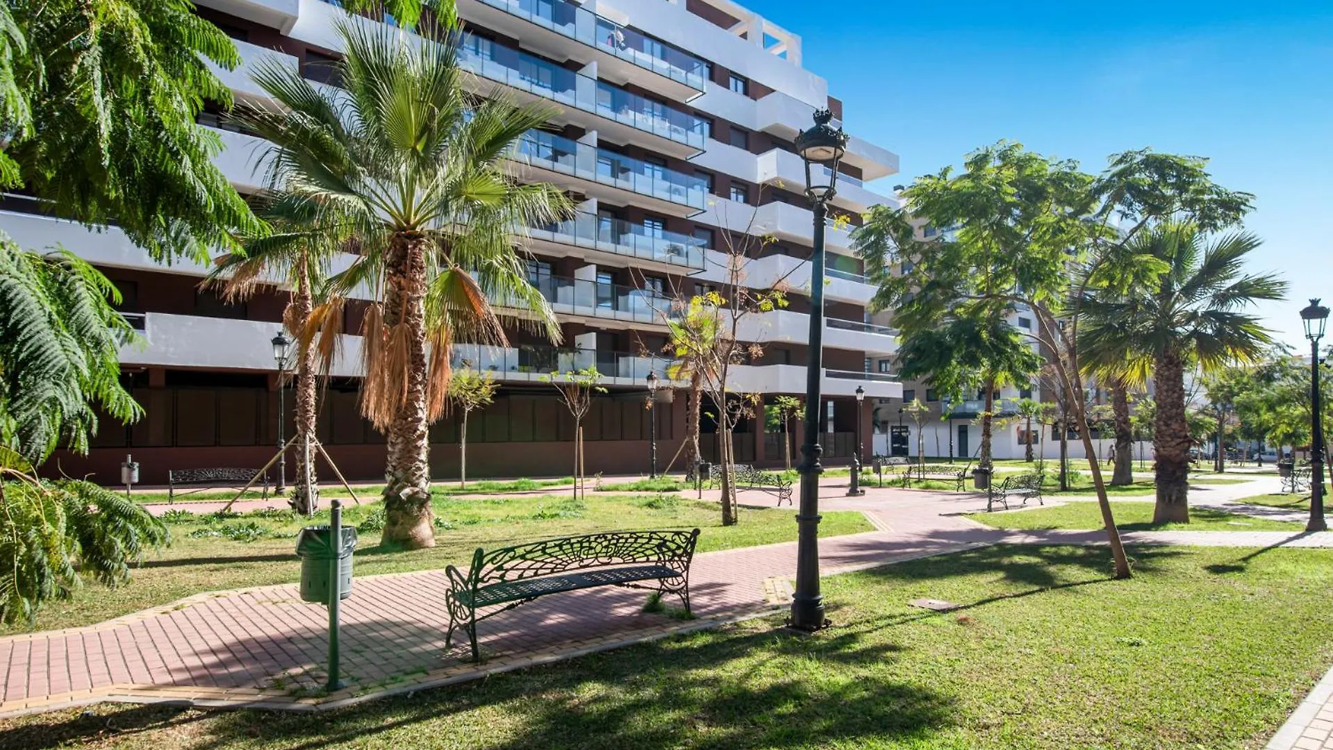 Nohemi - Elegant City And Beach Apartment Estepona 0*,  Spain